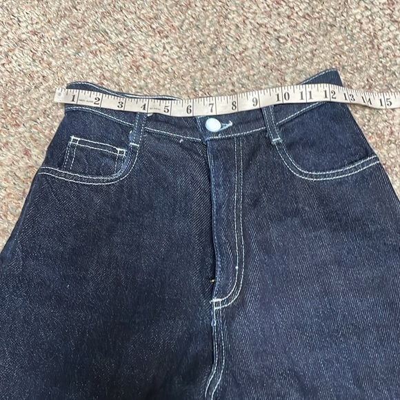 🎃20%OFF🎃 High-waisted Wedgie Fit Flare Leg Crop Jeans - Picture 4 of 9